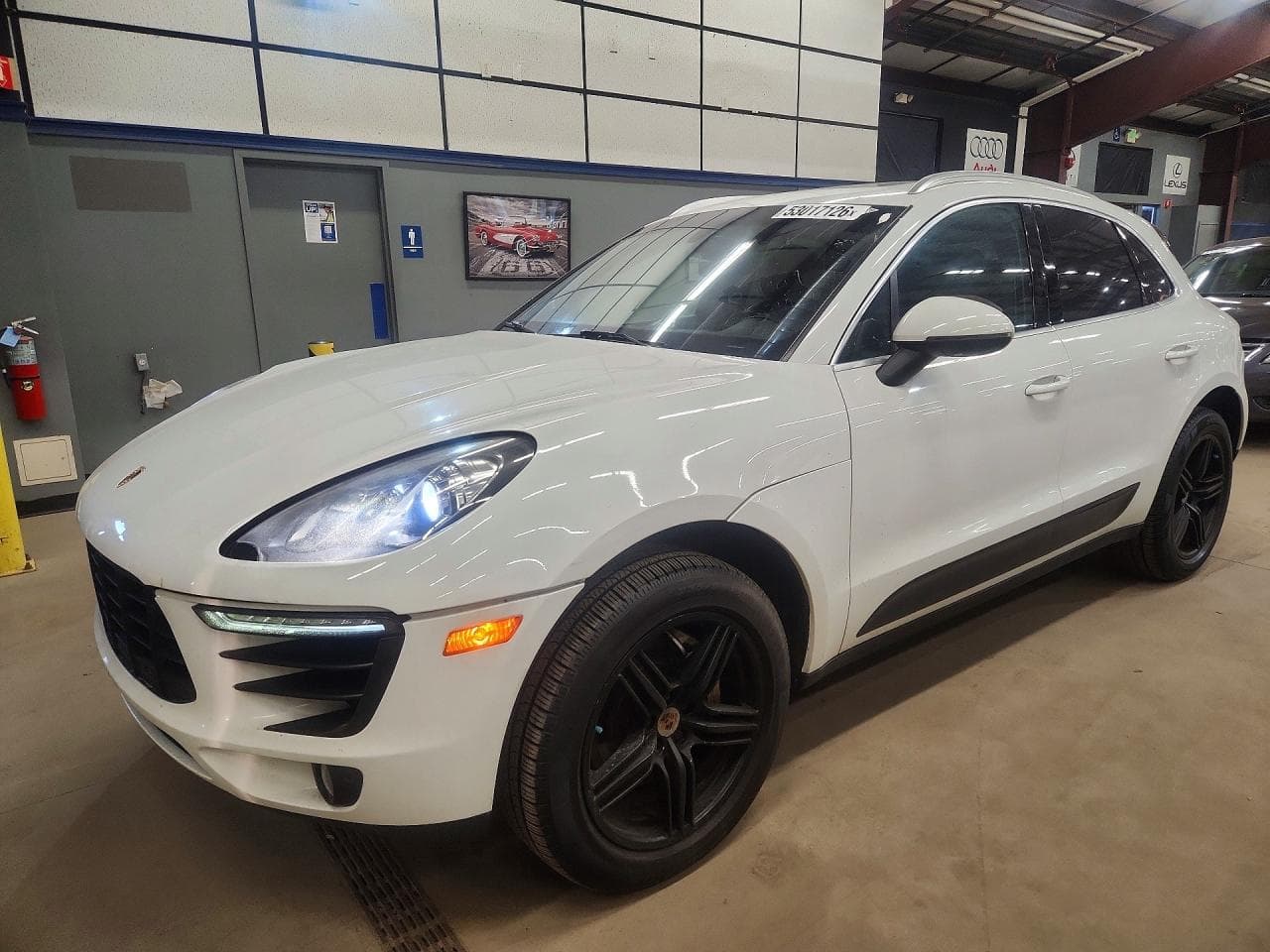 2015 PORSCHE MACAN
