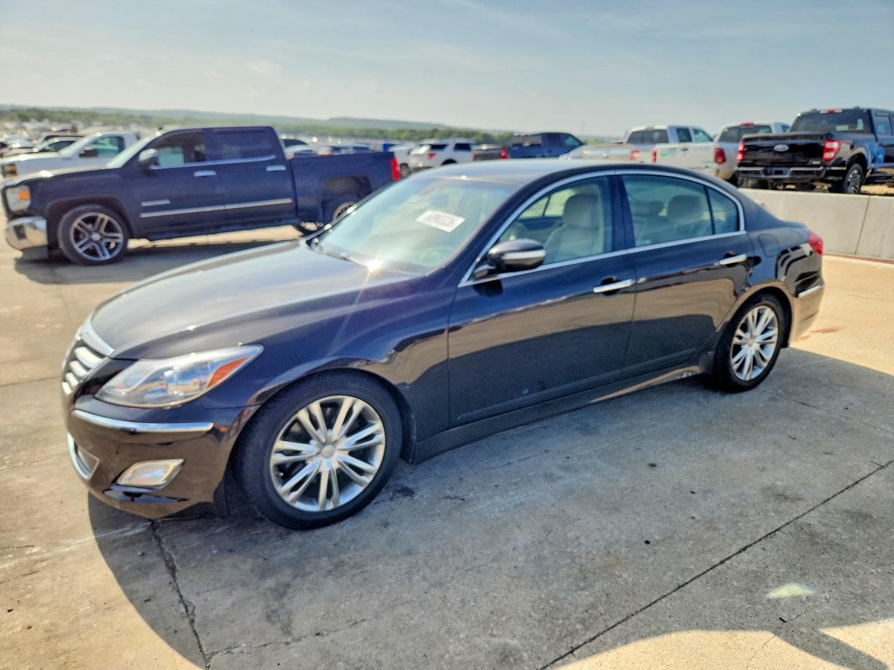 HYUNDAI GENESIS
