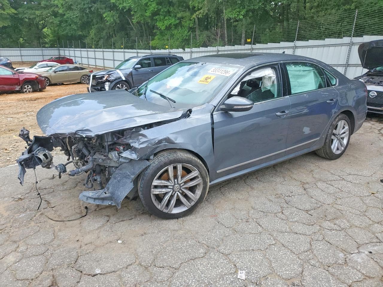 VOLKSWAGEN PASSAT