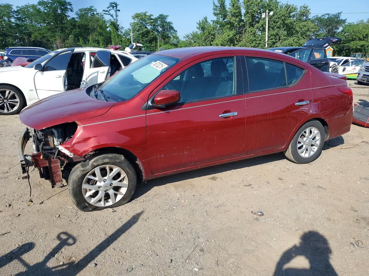 NISSAN VERSA