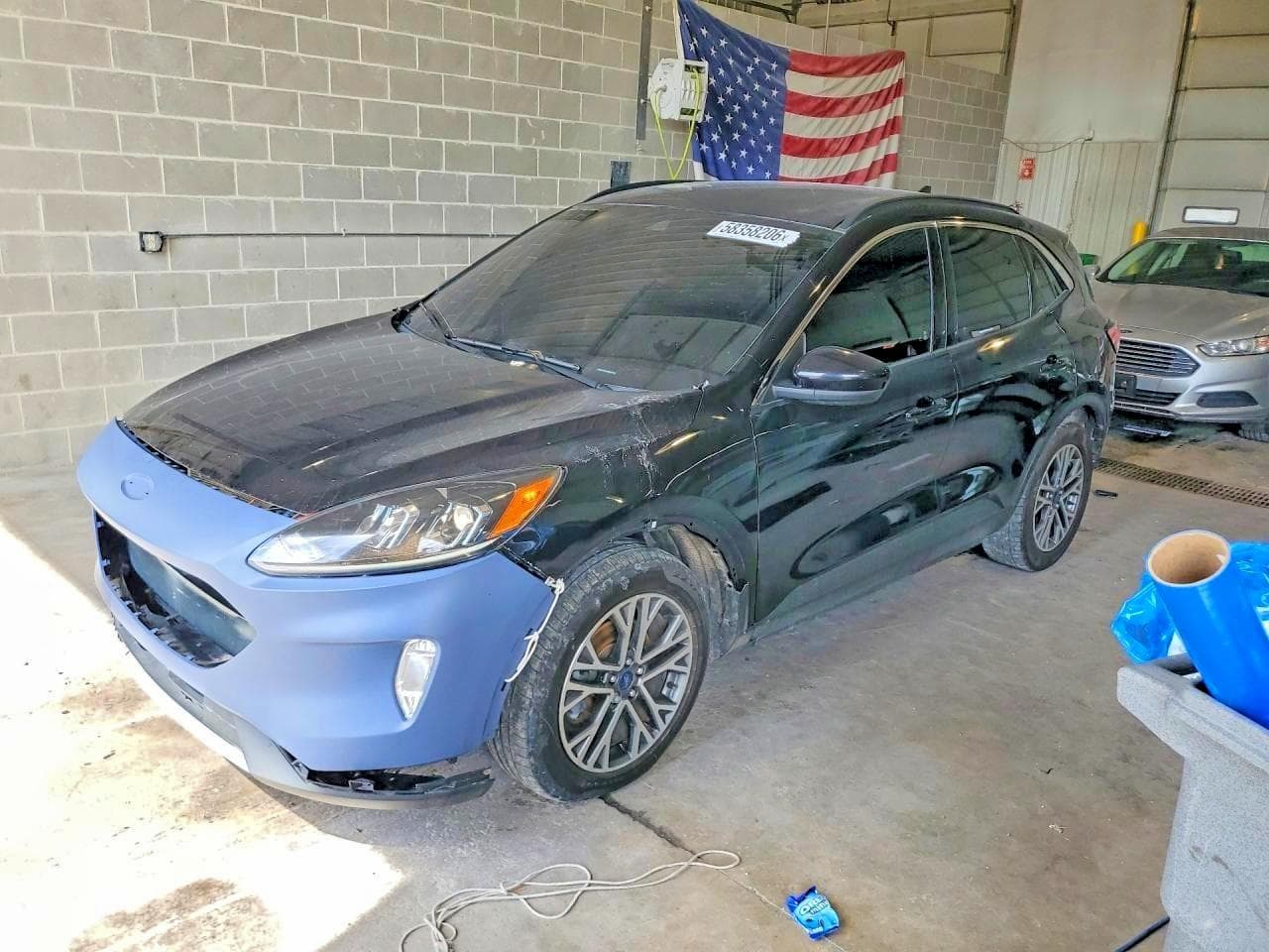 FORD ESCAPE