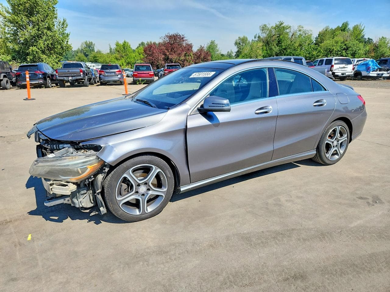 MERCEDES-BENZ CLA250