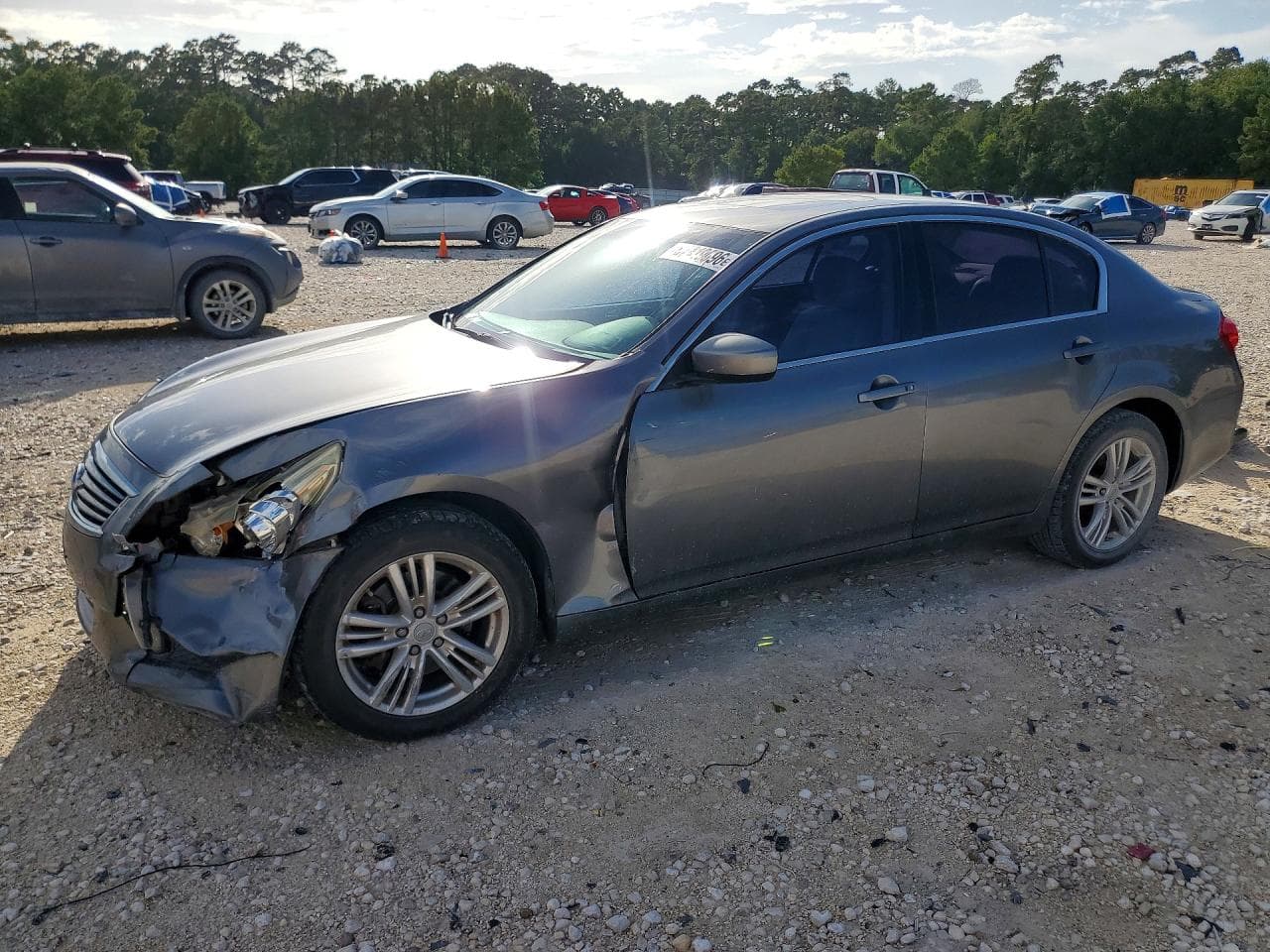 INFINITI G25 SEDAN