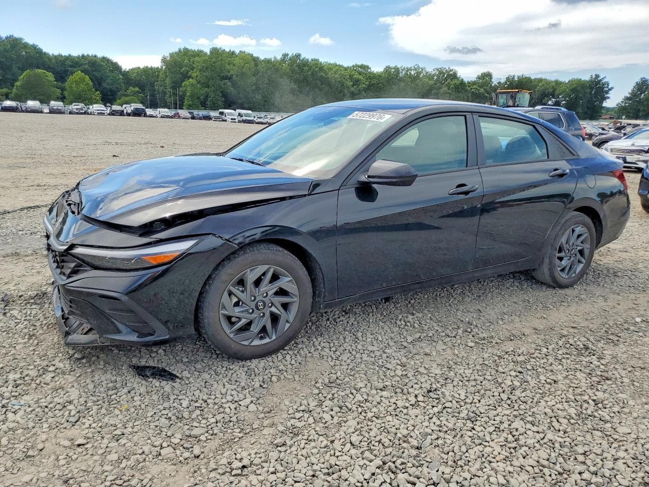HYUNDAI ELANTRA SE