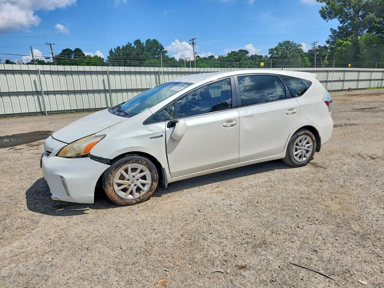 TOYOTA PRIUS V