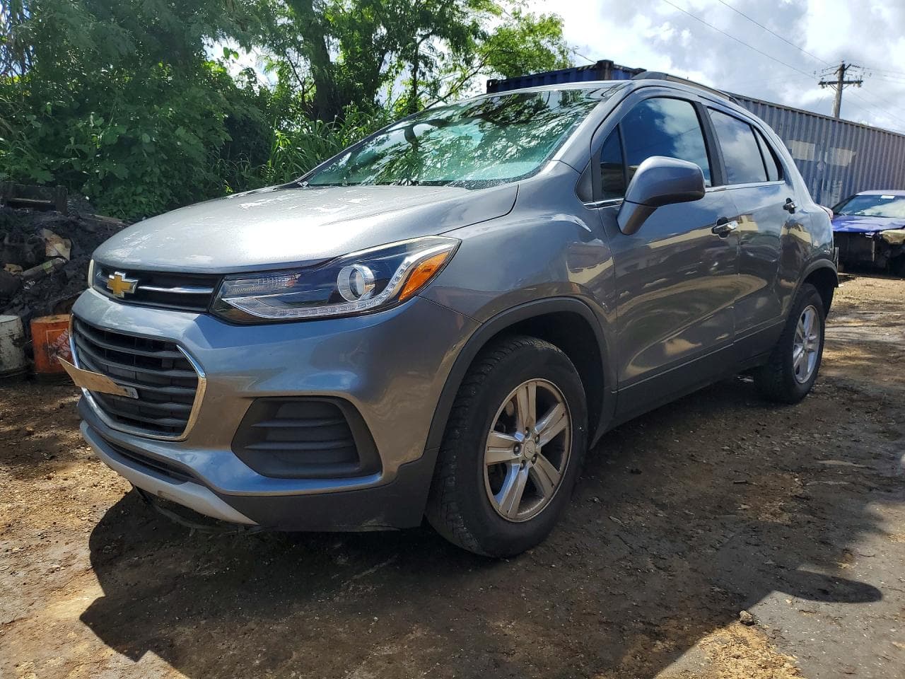 CHEVROLET TRAX