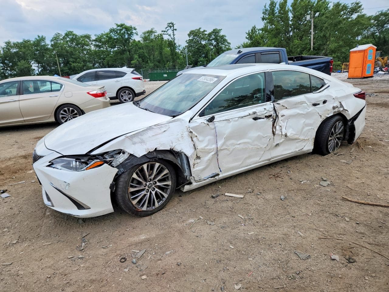 LEXUS ES