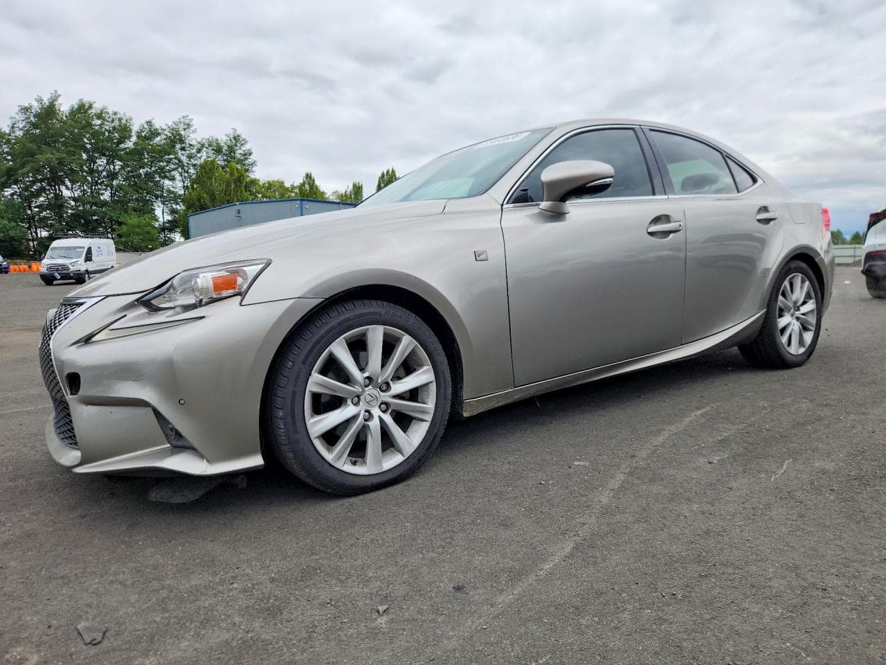 LEXUS IS