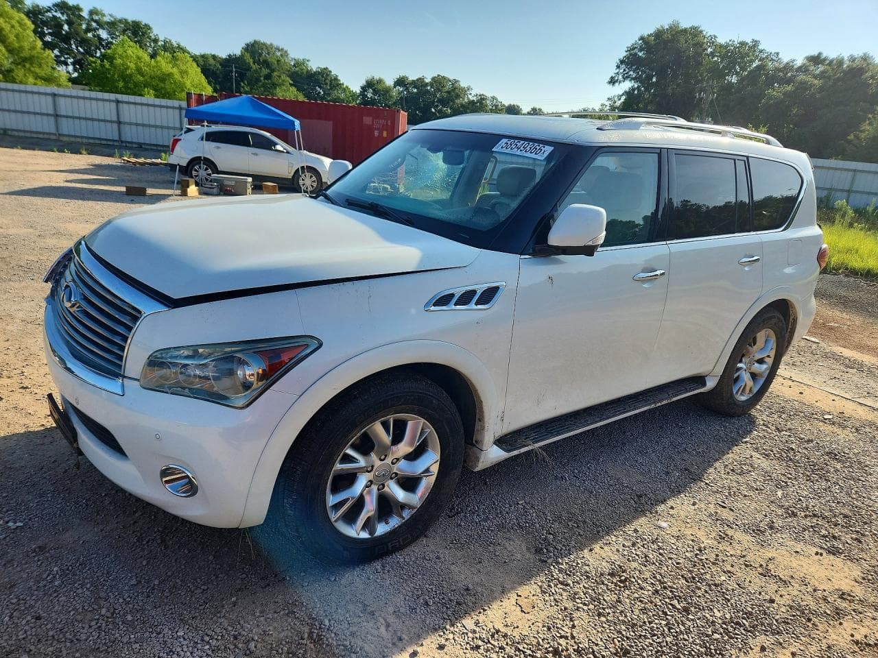 INFINITI QX56