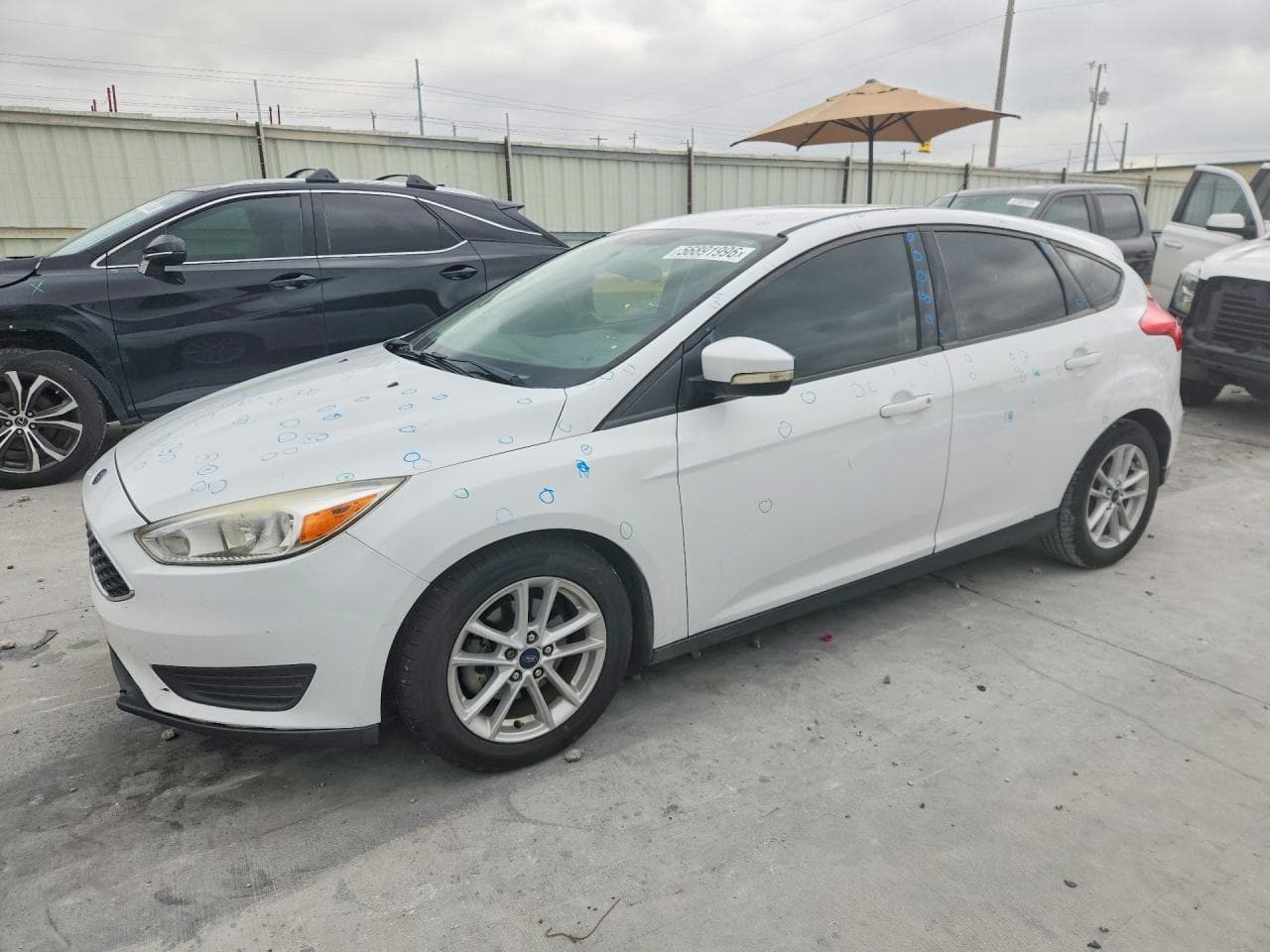 FORD FOCUS