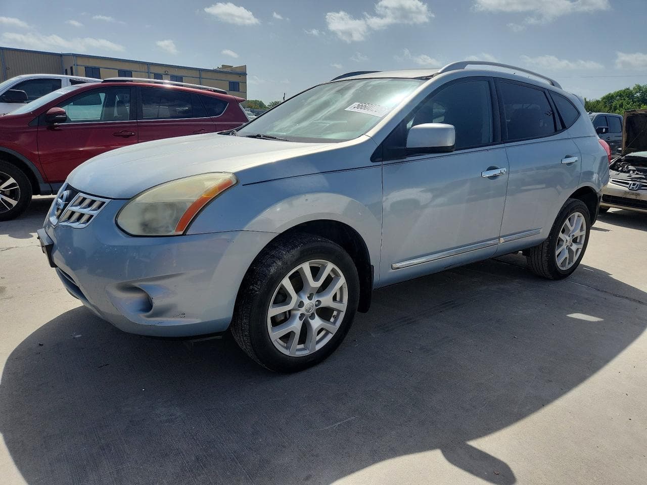 NISSAN ROGUE