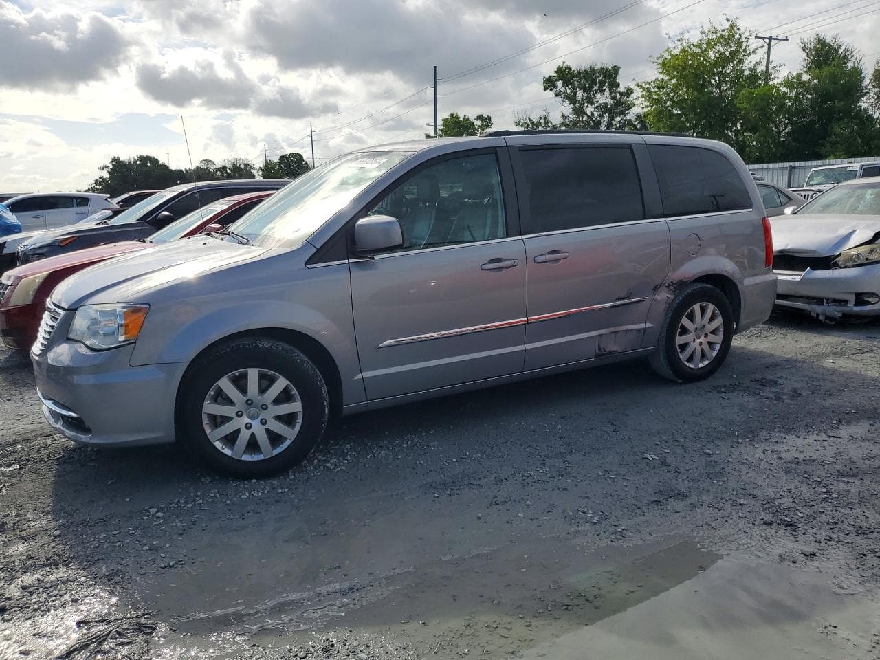 CHRYSLER MINIVAN