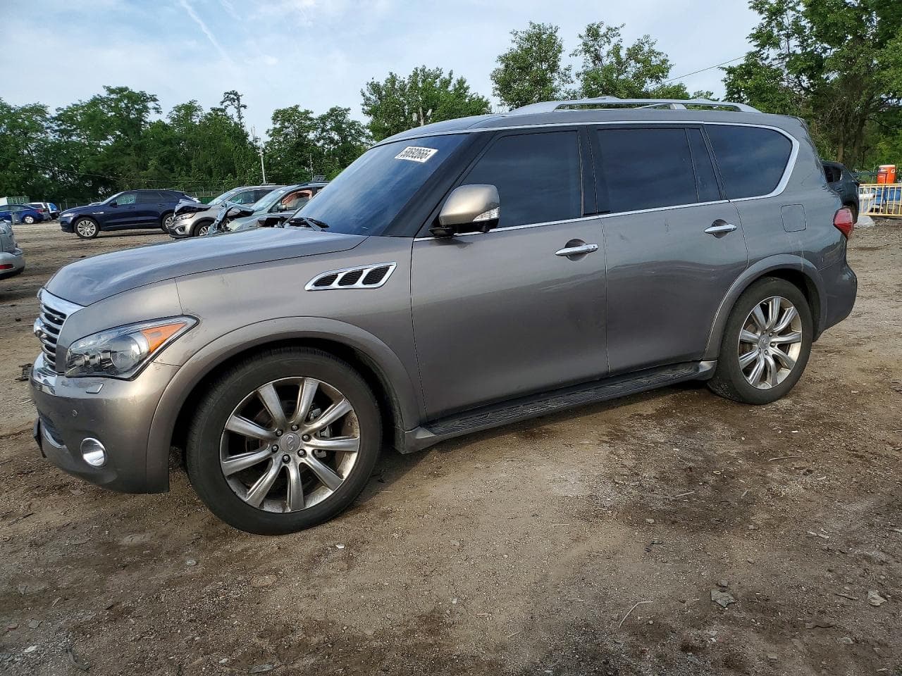 2013 INFINITI QX56 BASE