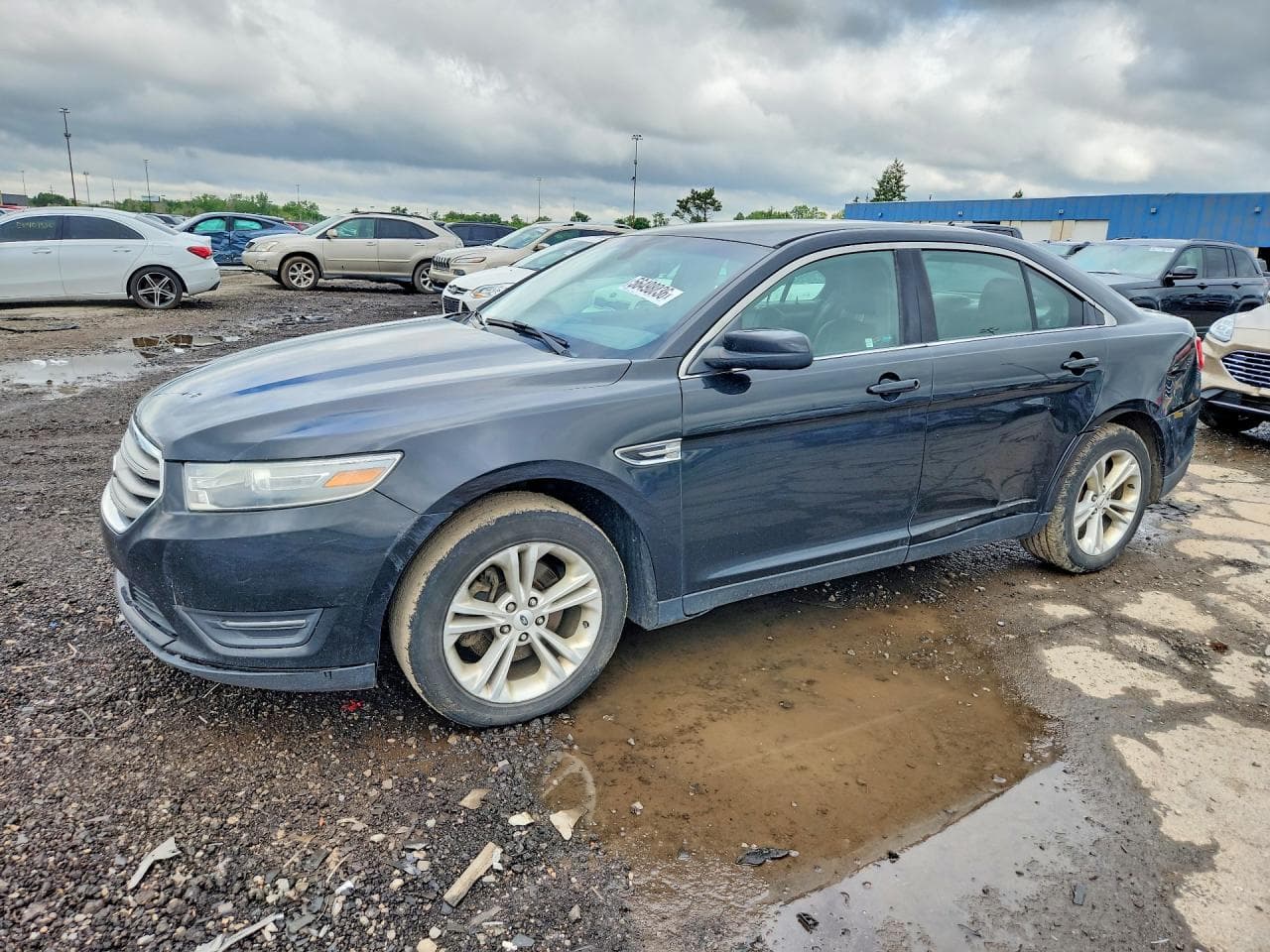 FORD TAURUS