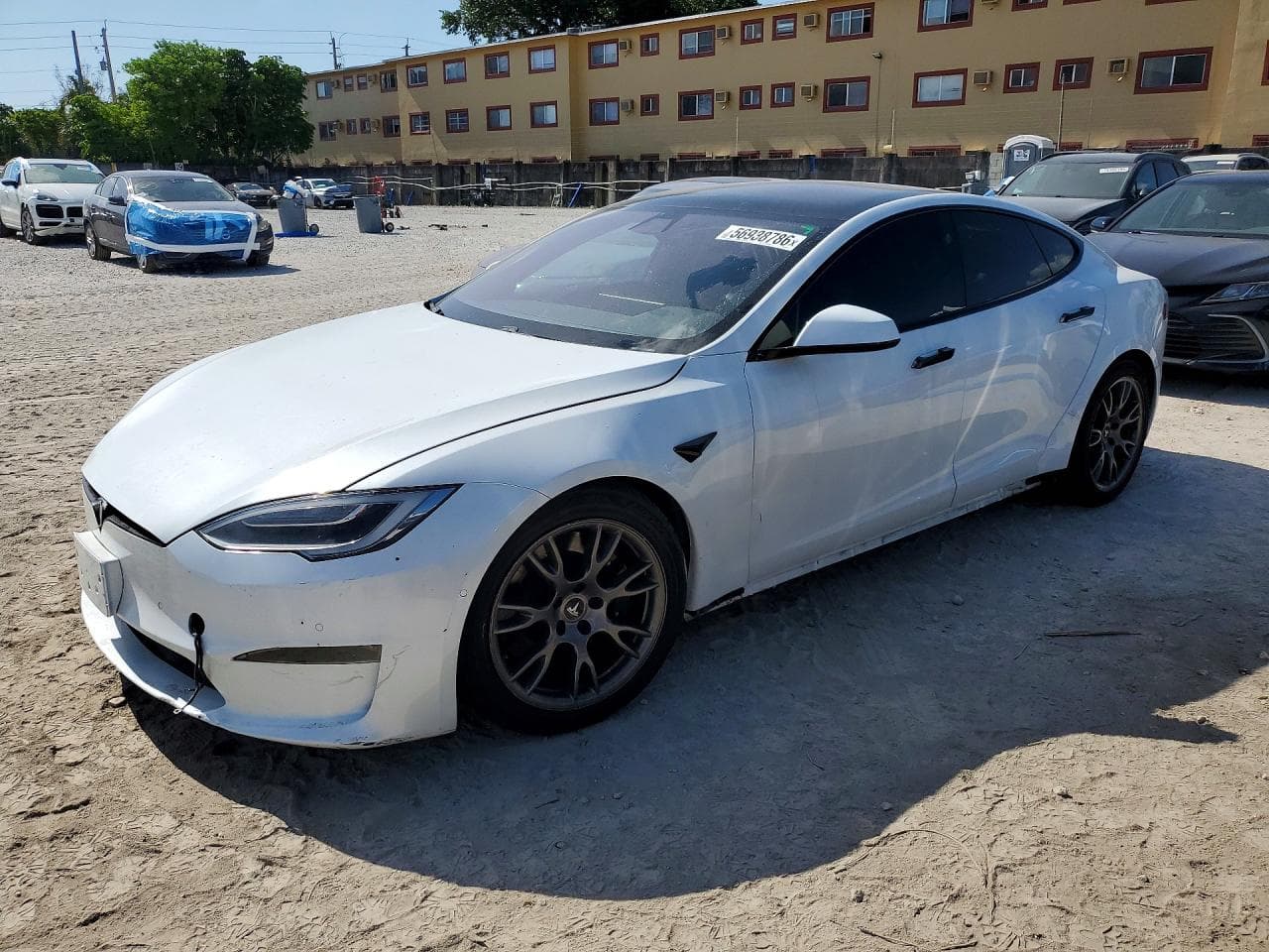 TESLA MODEL S
