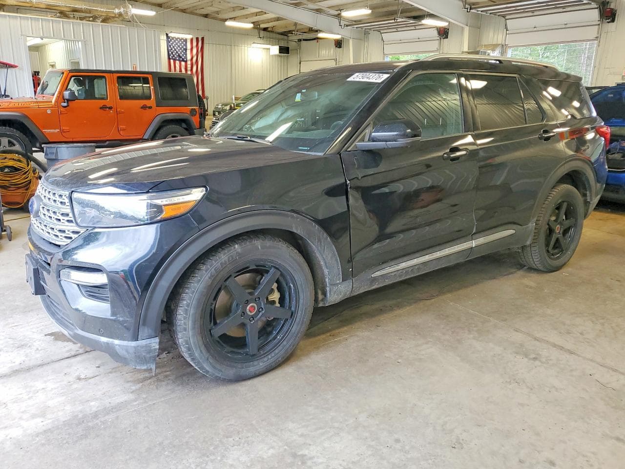FORD EXPLORER