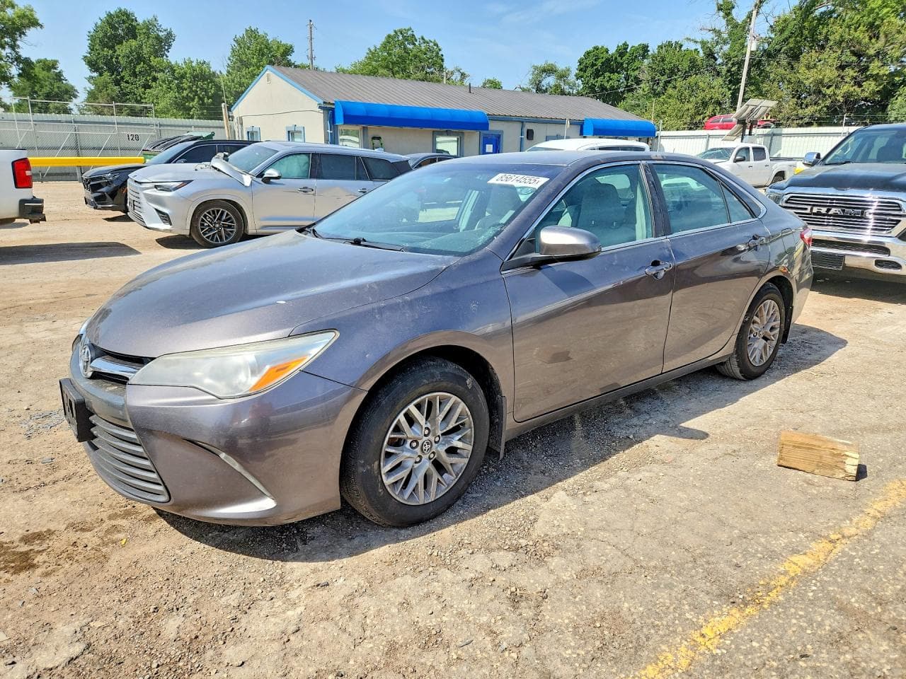 TOYOTA CAMRY