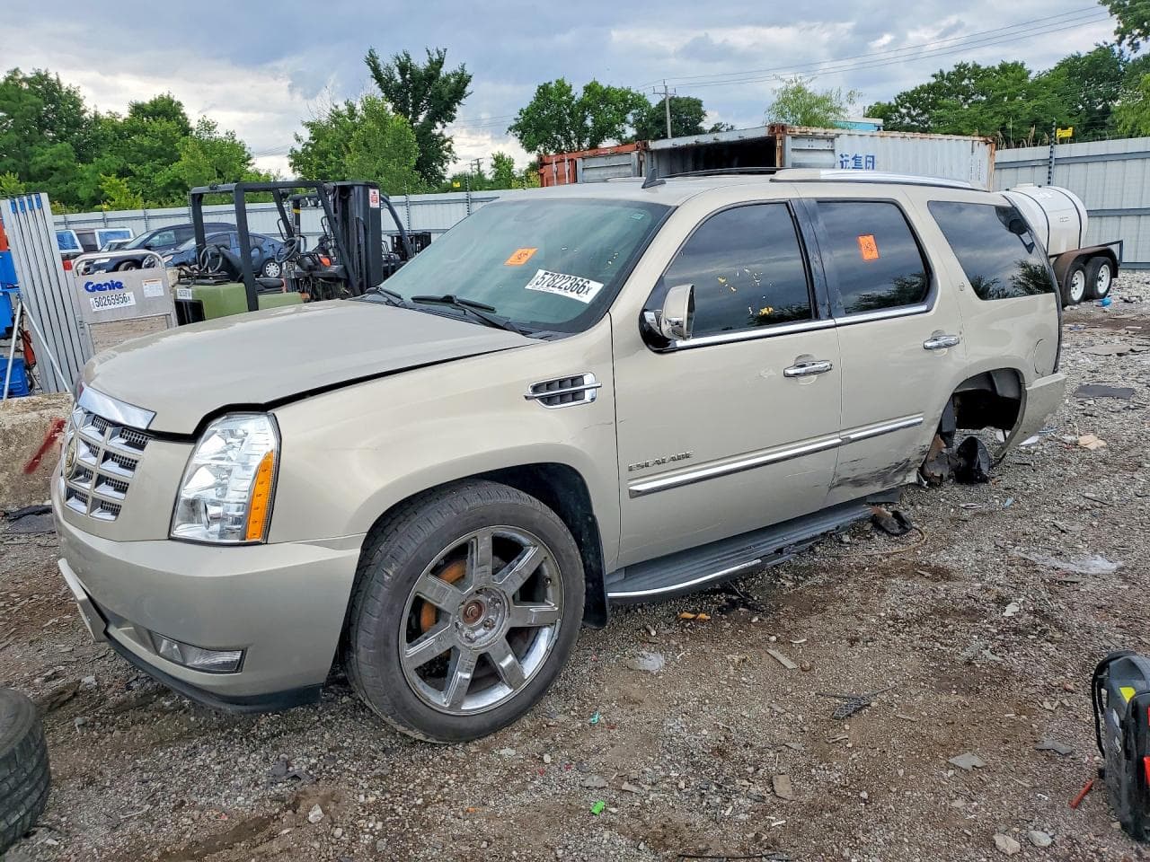 CADILLAC ESCALADE
