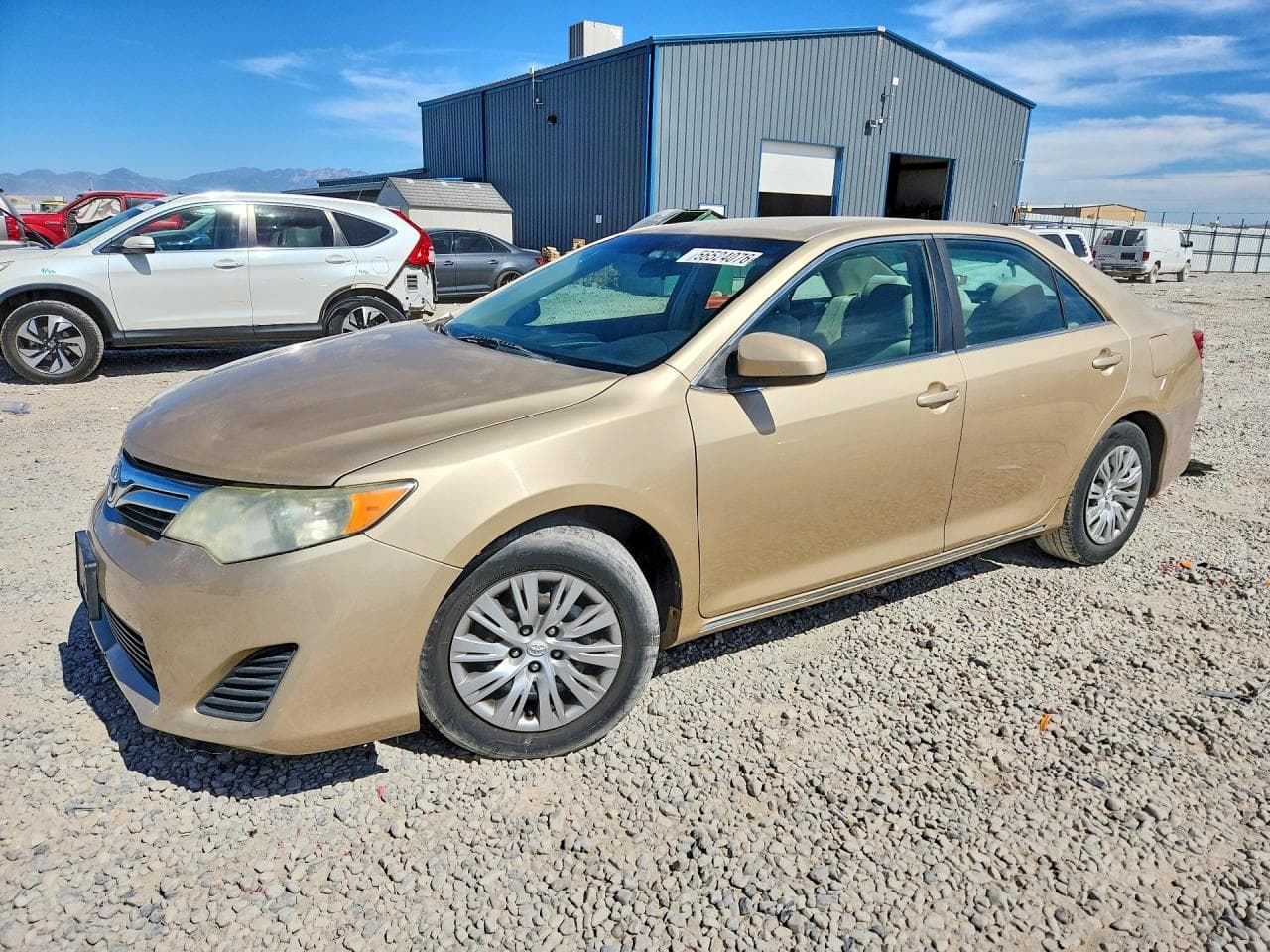TOYOTA CAMRY