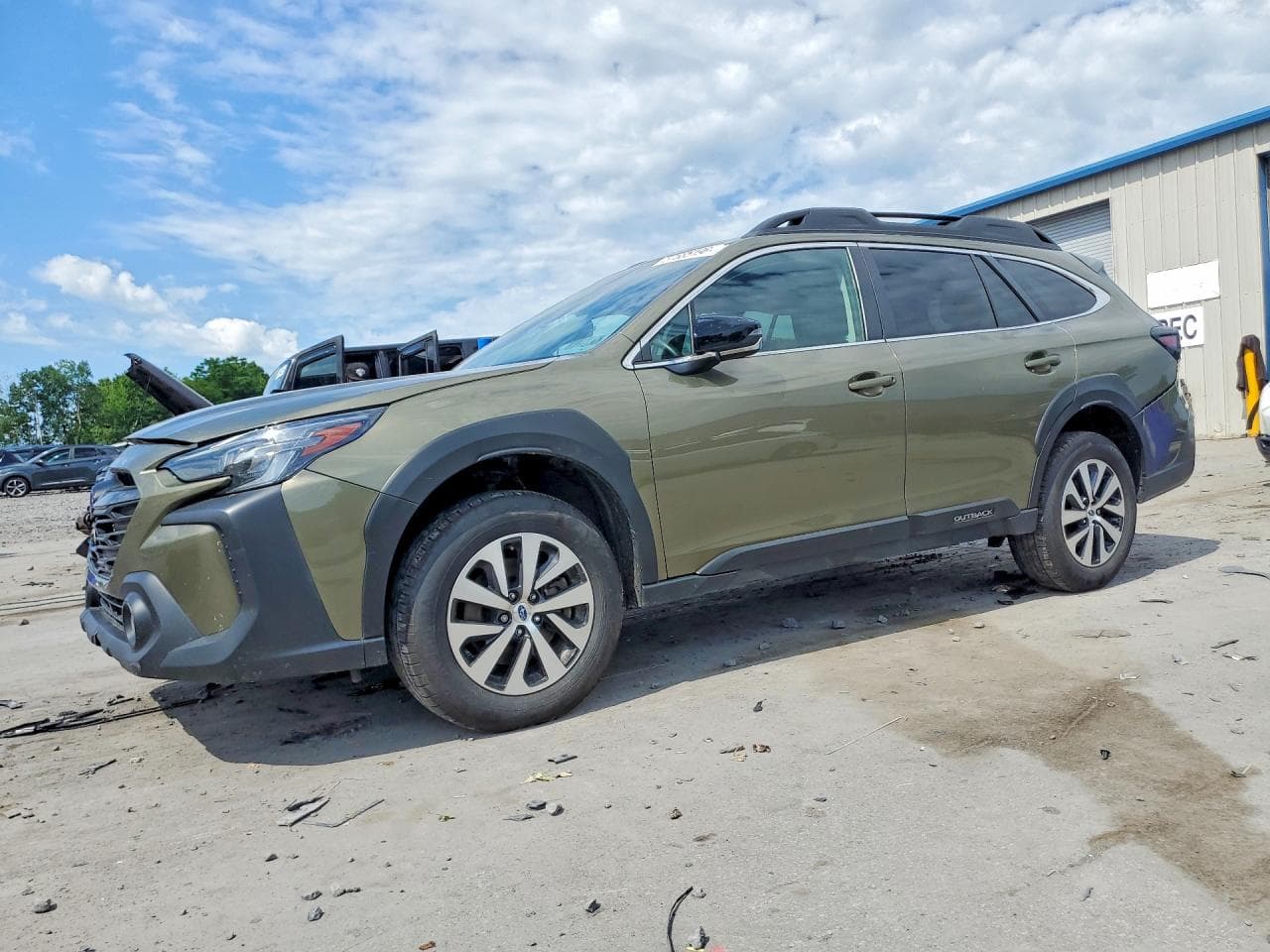 SUBARU OUTBACK