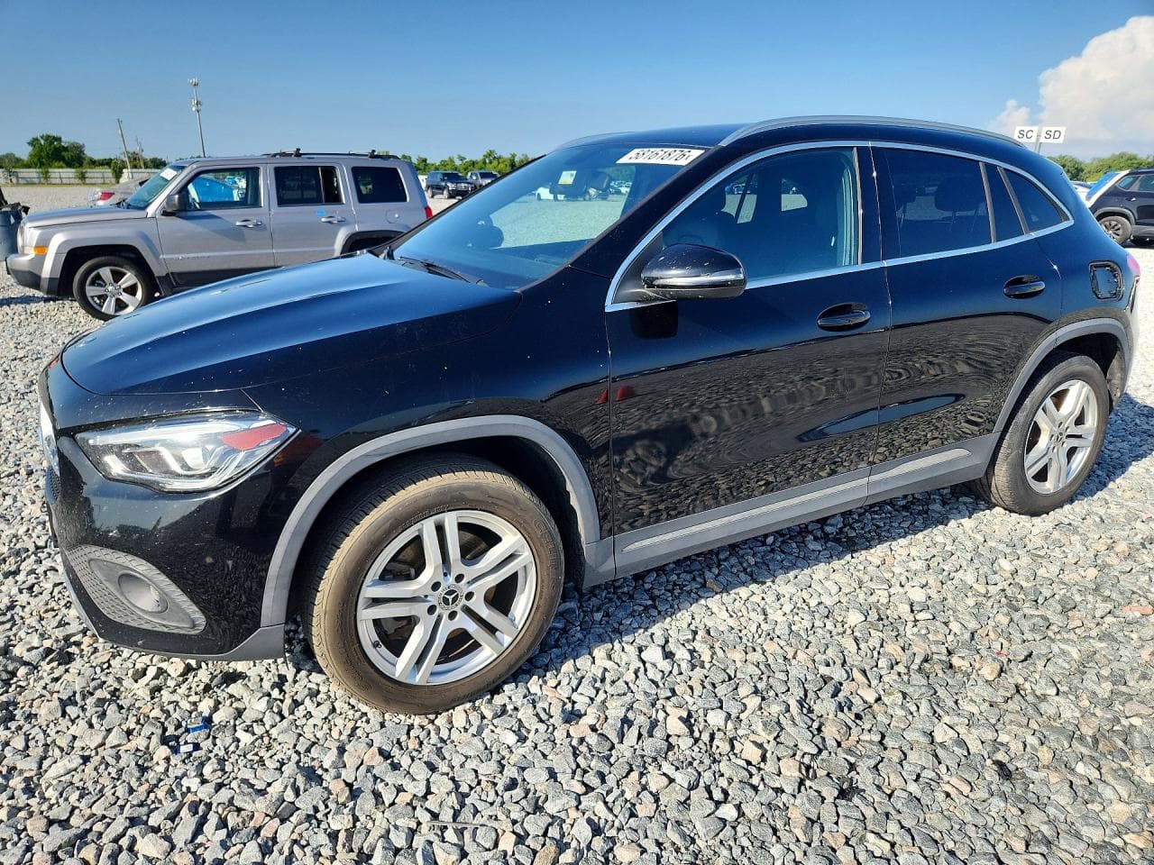 MERCEDES-BENZ GLA-CLASS