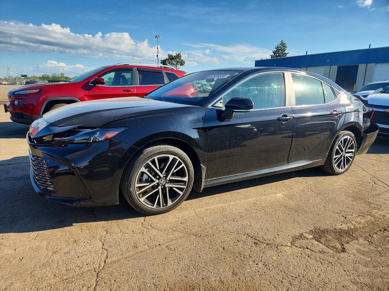 TOYOTA CAMRY