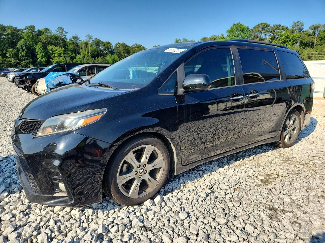 TOYOTA SIENNA
