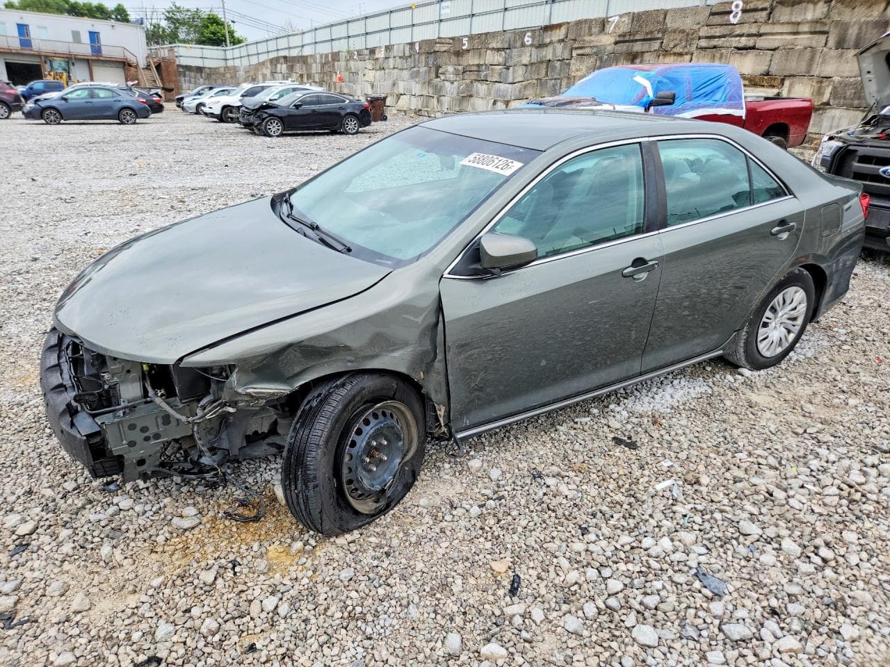 TOYOTA CAMRY