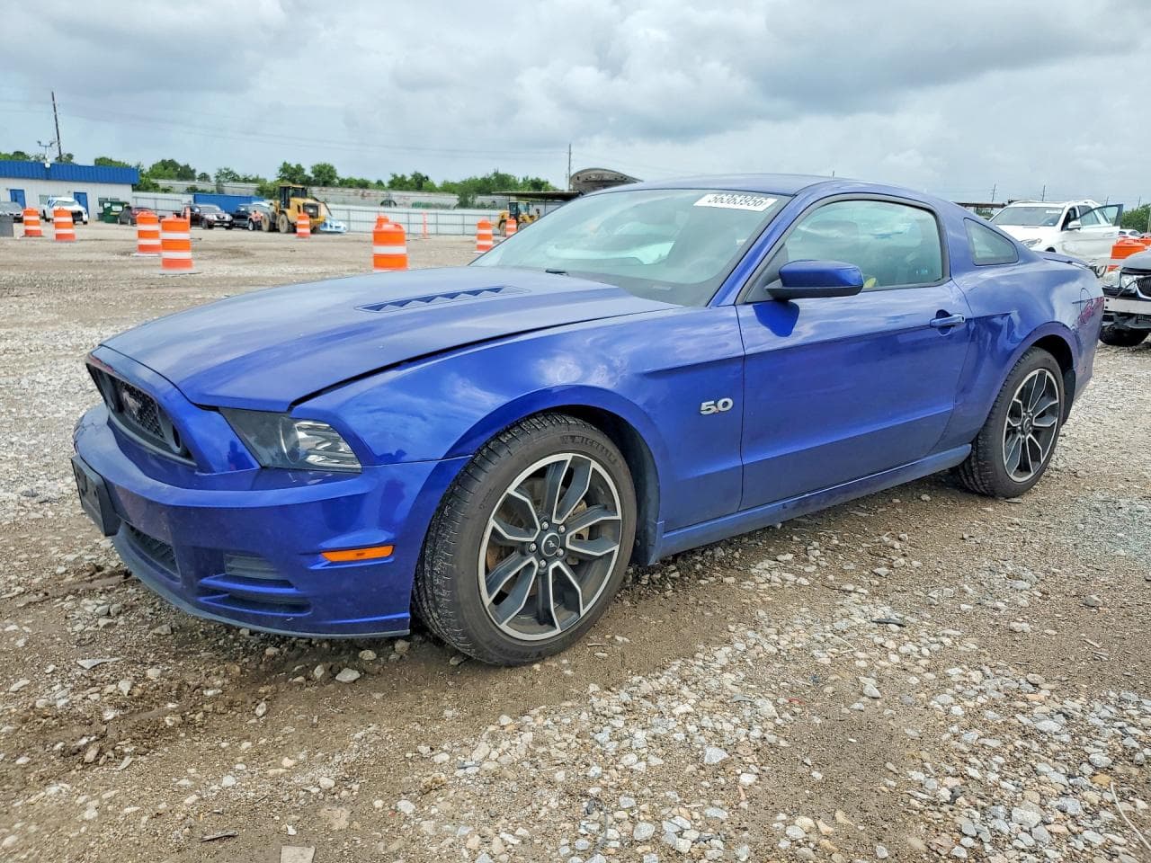 FORD MUSTANG