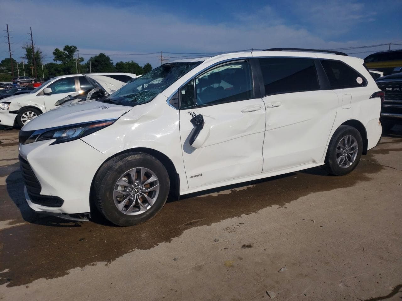 TOYOTA SIENNA