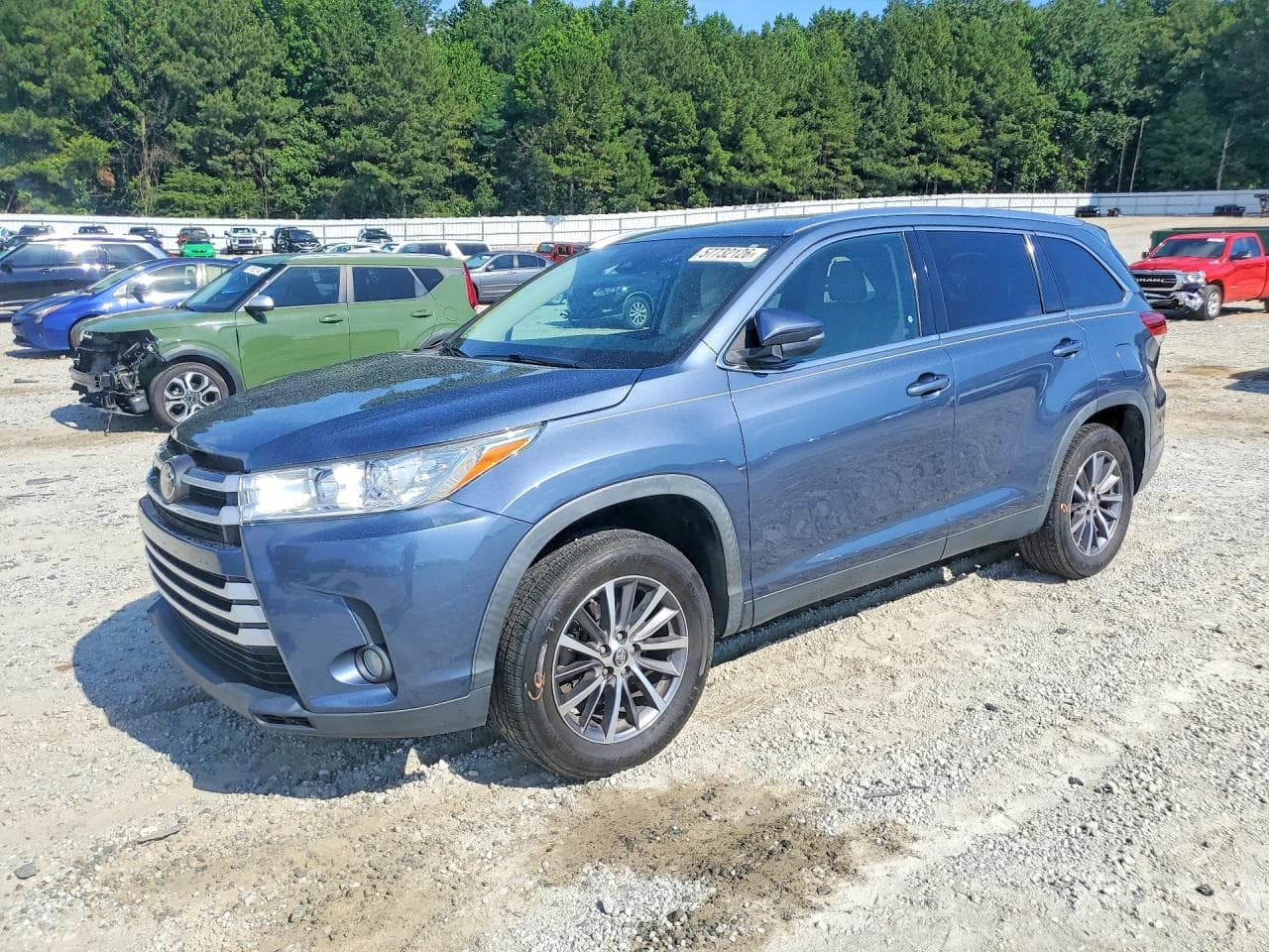 TOYOTA HIGHLANDER