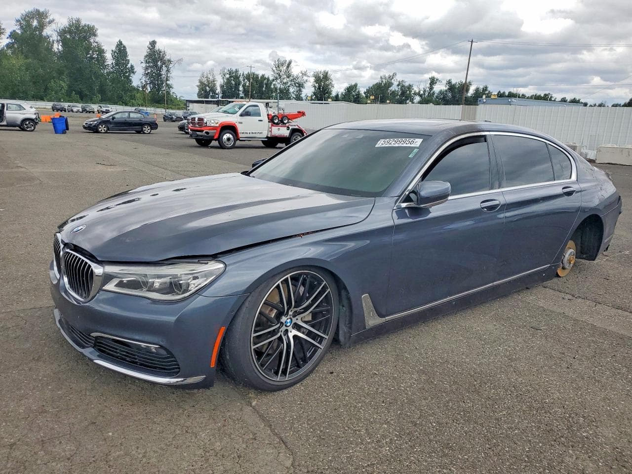 BMW 750