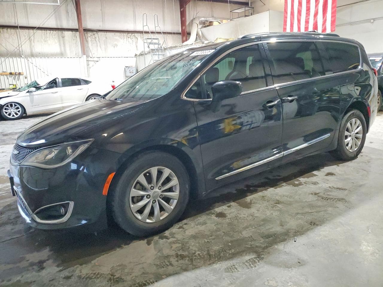 CHRYSLER PACIFICA