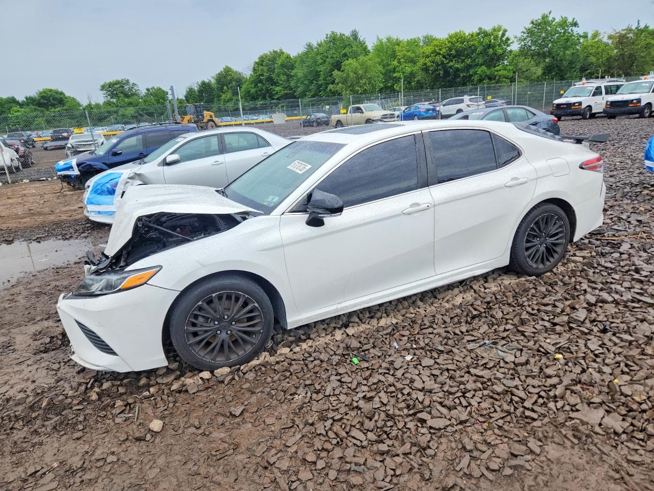 TOYOTA CAMRY
