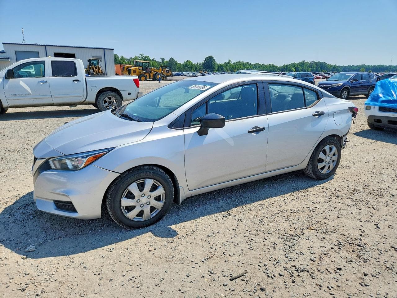 NISSAN VERSA