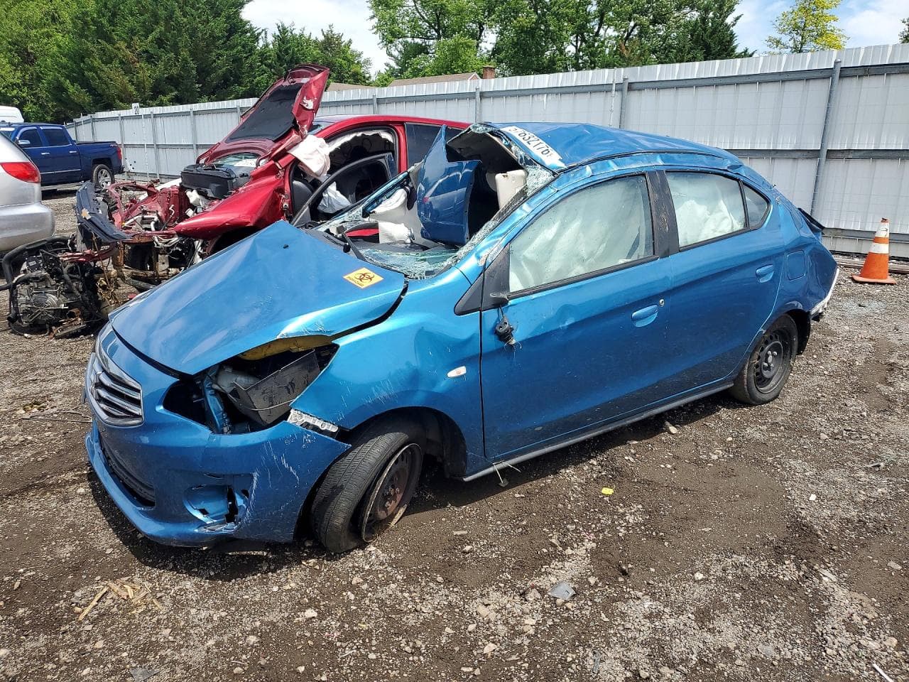MITSUBISHI MIRAGE