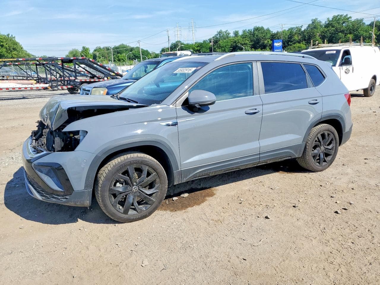 VOLKSWAGEN TAOS