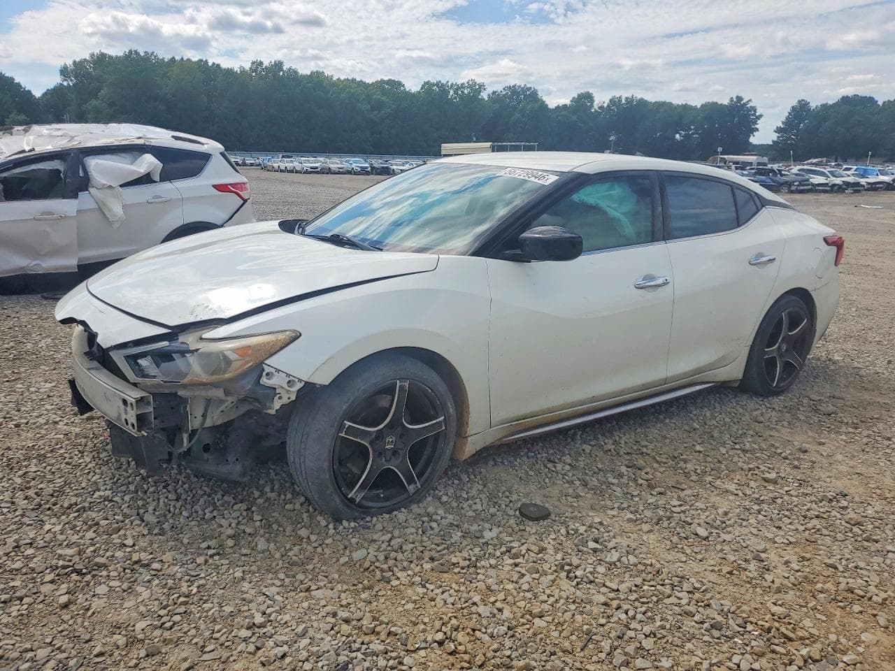 NISSAN MAXIMA