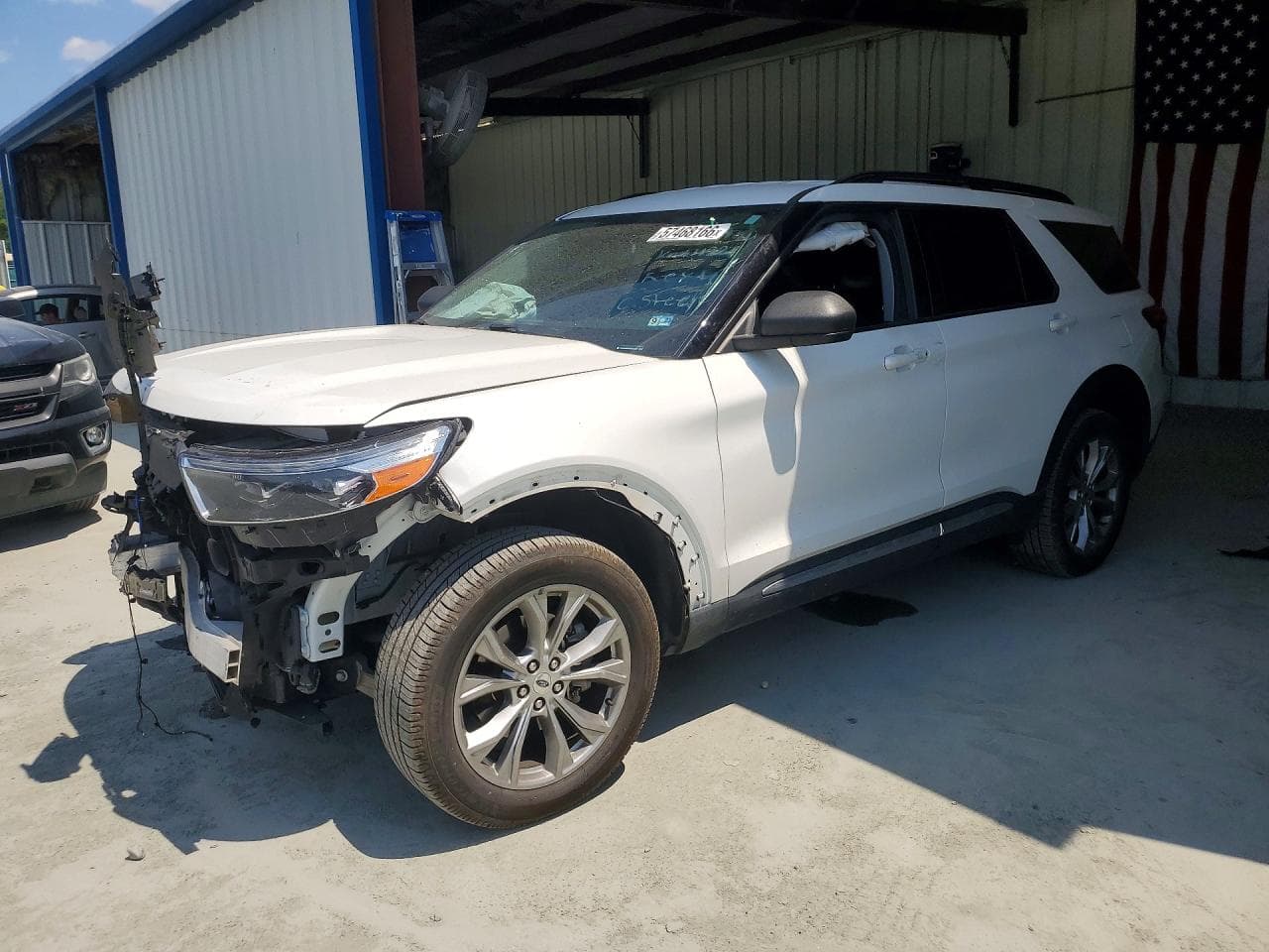 FORD EXPLORER