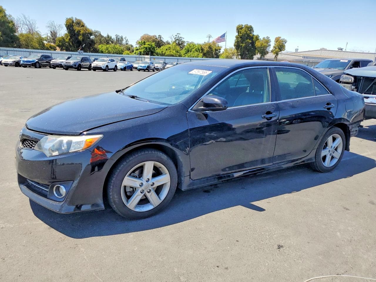 TOYOTA CAMRY