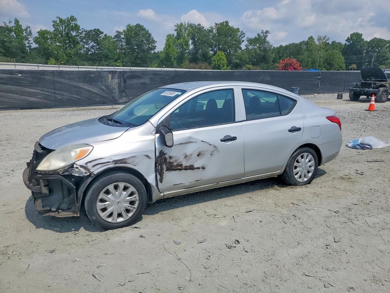 NISSAN VERSA