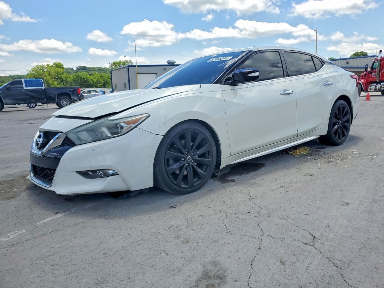 NISSAN MAXIMA