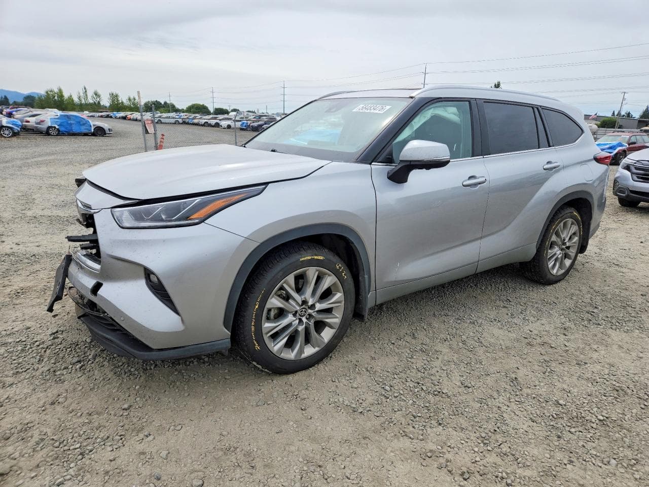 TOYOTA HIGHLANDER