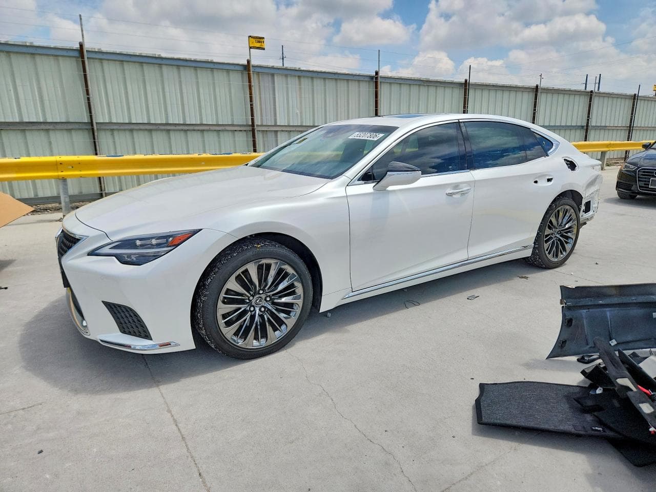 LEXUS LS 500