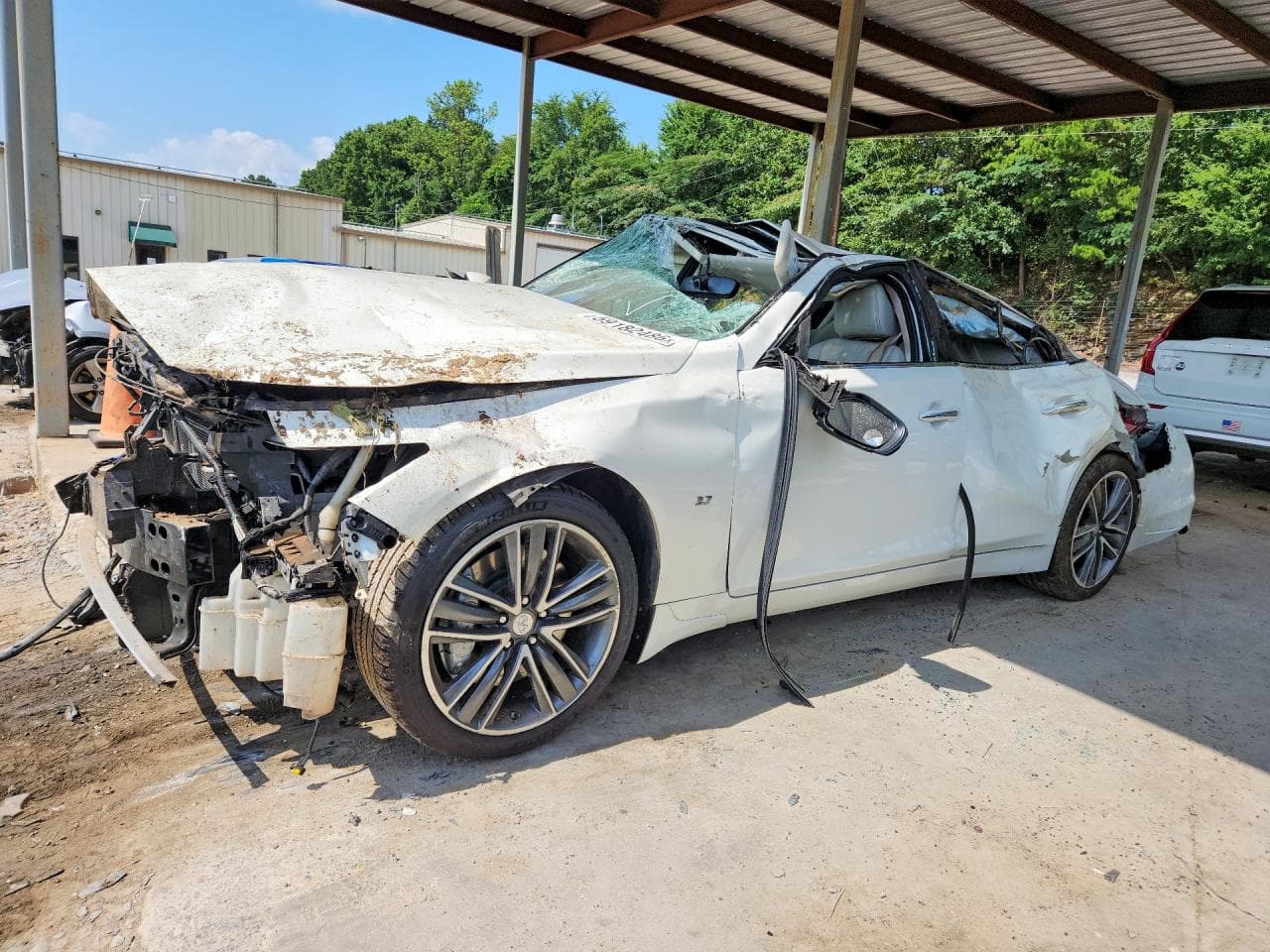 2015 INFINITI Q50 SPORT