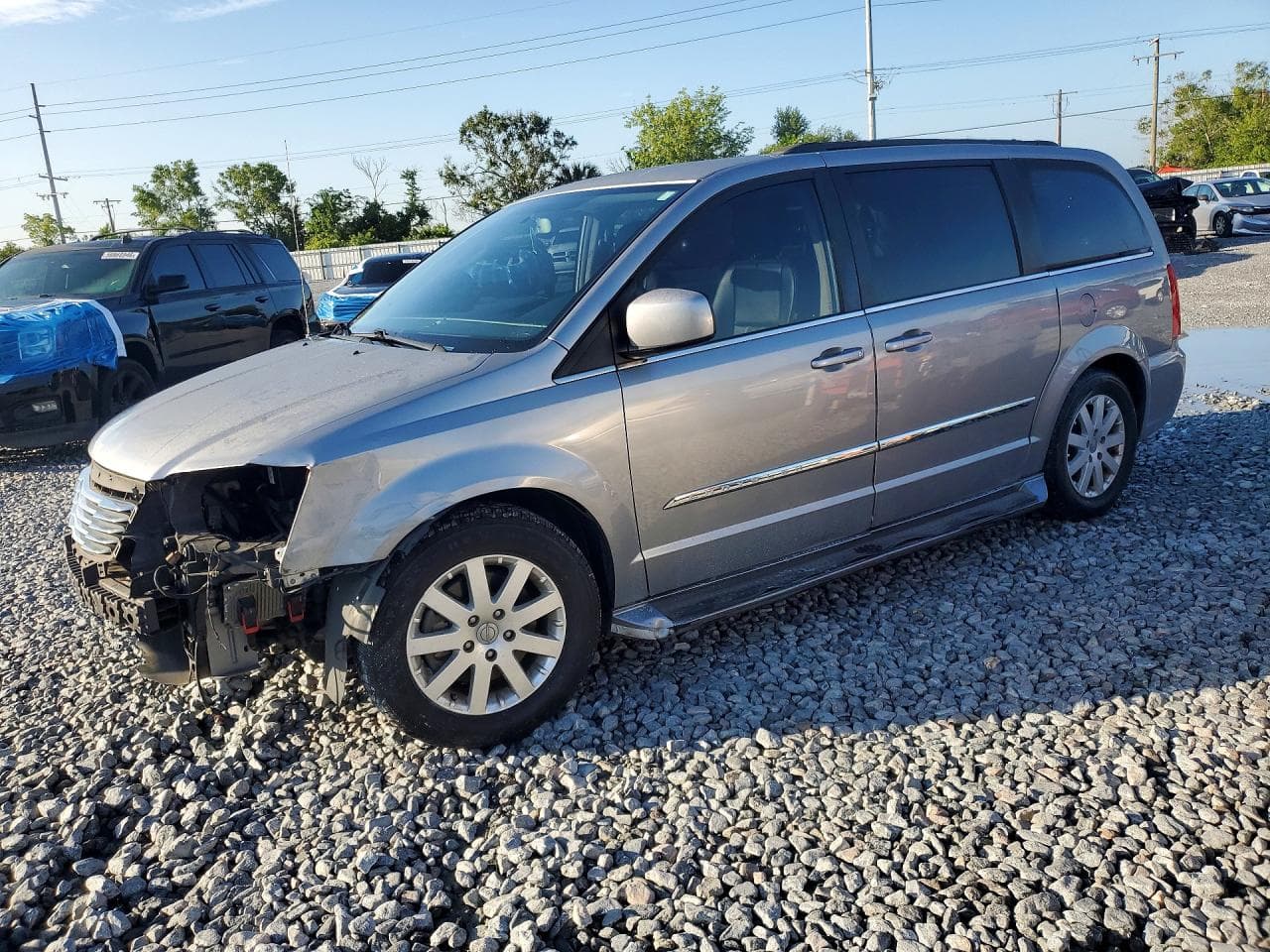 CHRYSLER MINIVAN