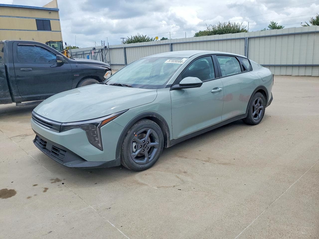 KIA K4