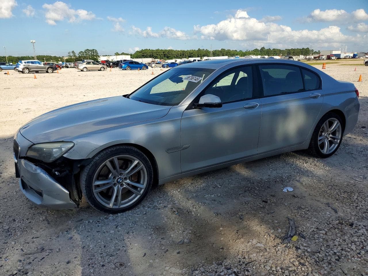 BMW 750