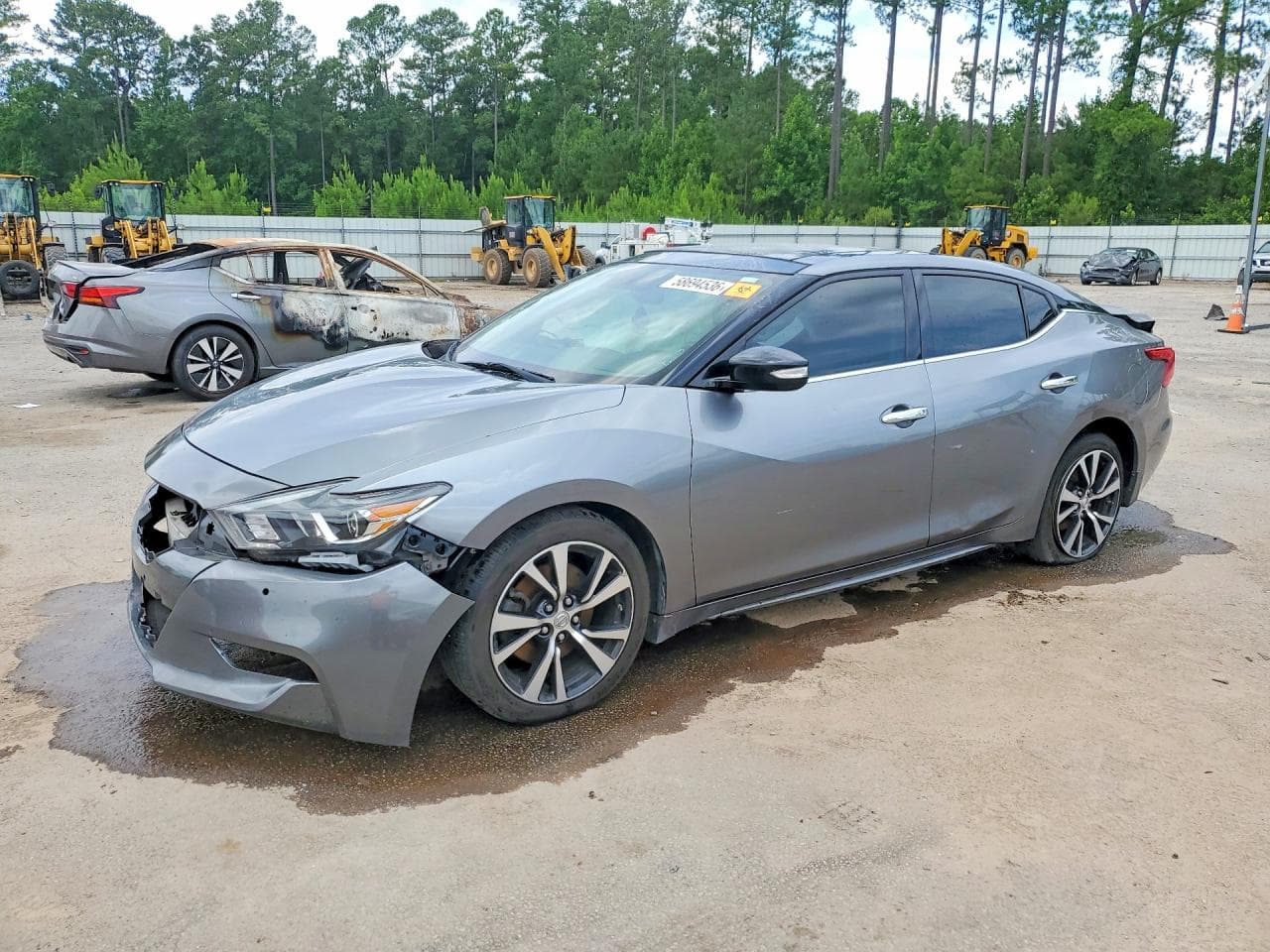 NISSAN MAXIMA