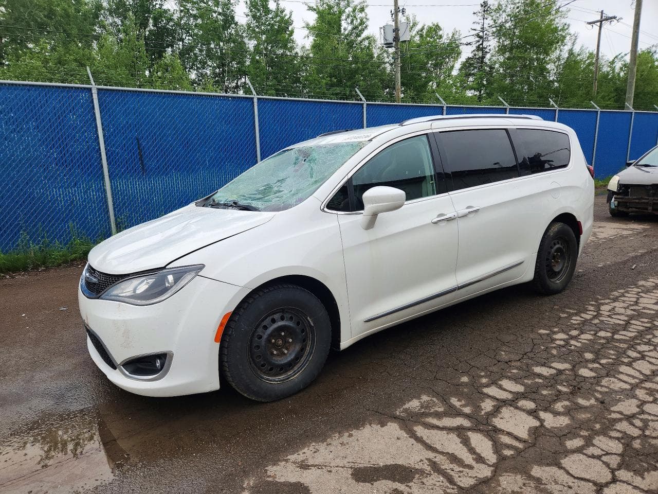 CHRYSLER PACIFICA